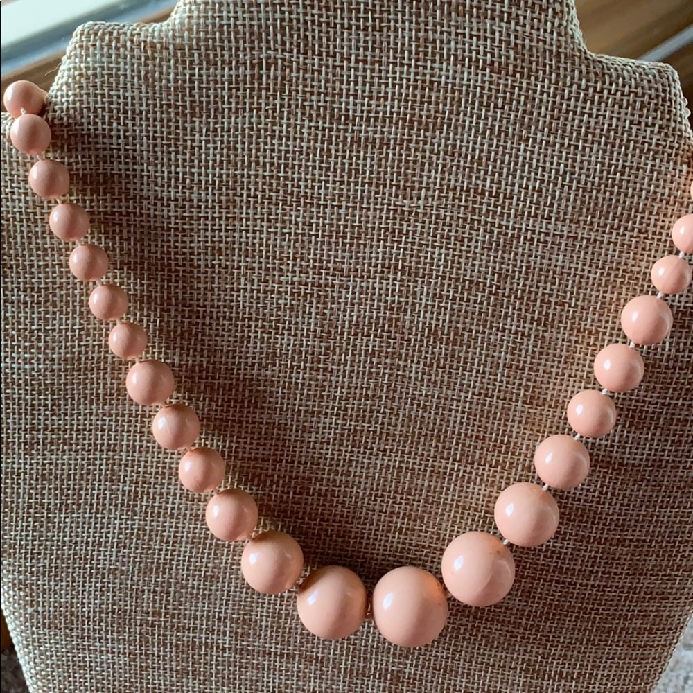 Vintage Peach Bead Necklace